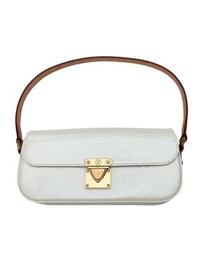 Authentic Louis Vuitton Perle Monogram Vernis Malibu Street Clutch Bag